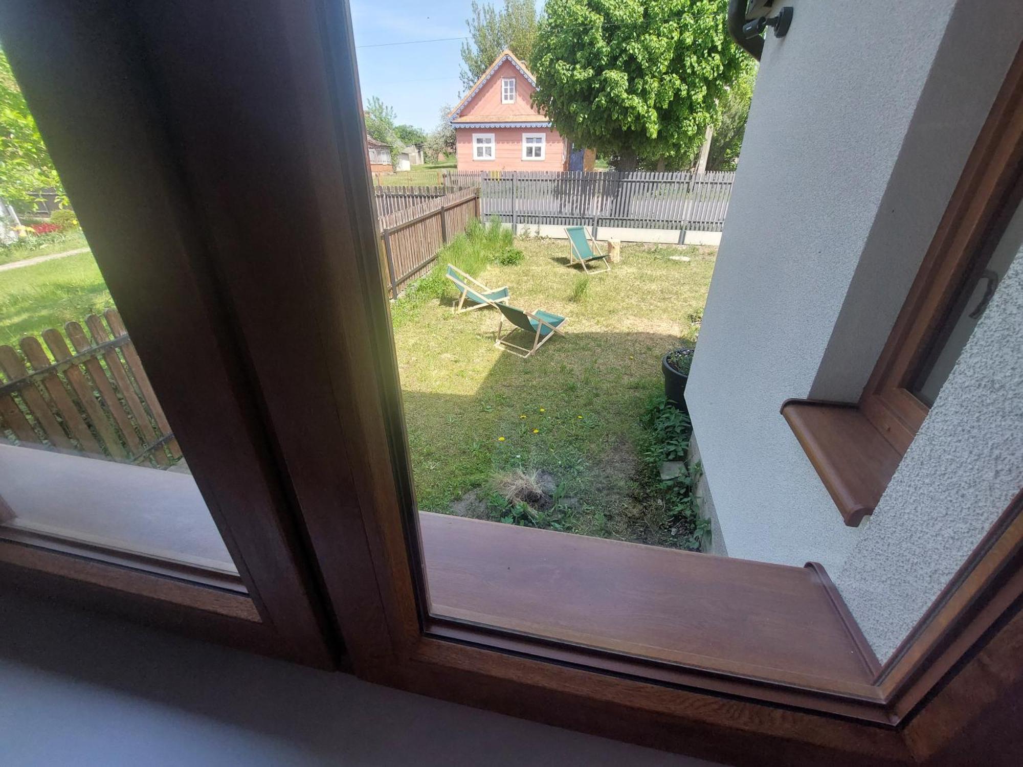 Kwietny Stoczek 70 Białowieża Esterno foto